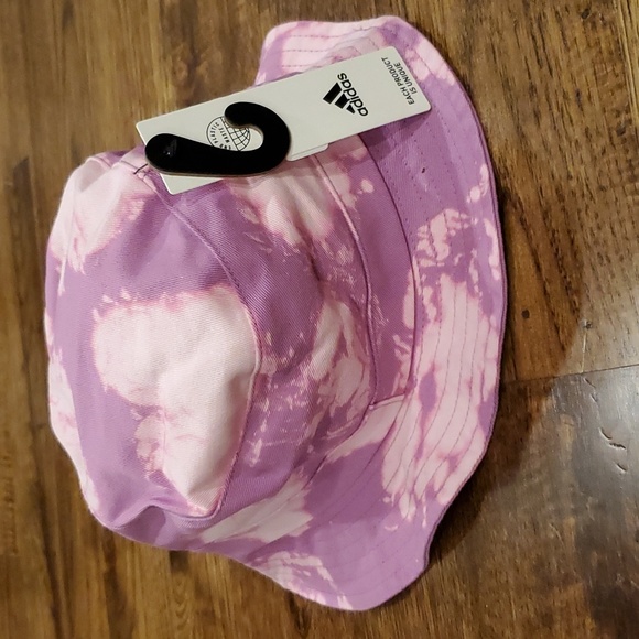 Womens Adidas lilac tie dye bucket hat - Picture 2 of 4